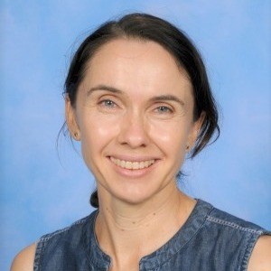 Photo of Tracey Besley